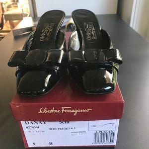 90s Ferragamo patten bow slides